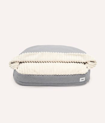 Hooded Dog Bed Gray Chenille, Maso